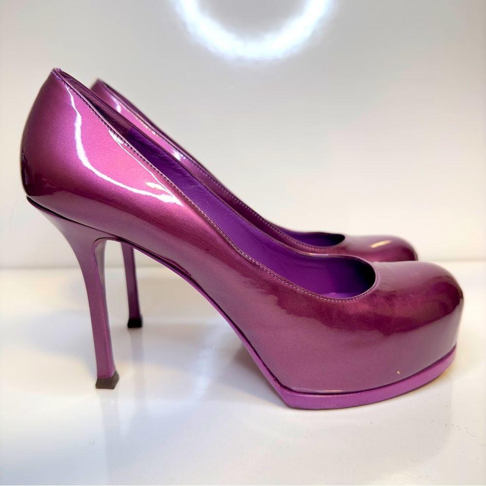 Like new! Made in Italy YSL Purple Tribtoo Patent Leather Platform Heel Pumps 9